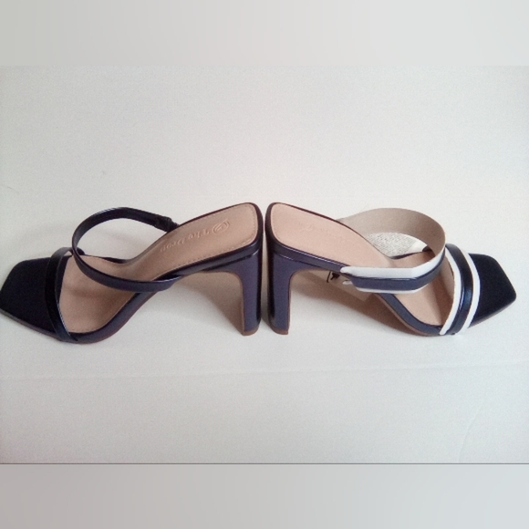 Avery Women's Two Strap High Heel Sandals, Sz.5, Metallic Blue - Picture 8 of 11